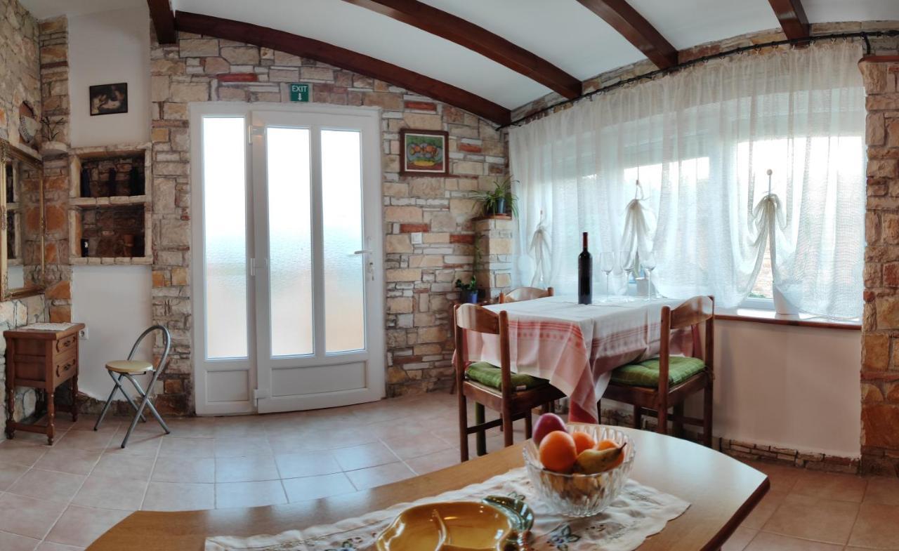 Apartment Istra Near Beach Rovigno Esterno foto